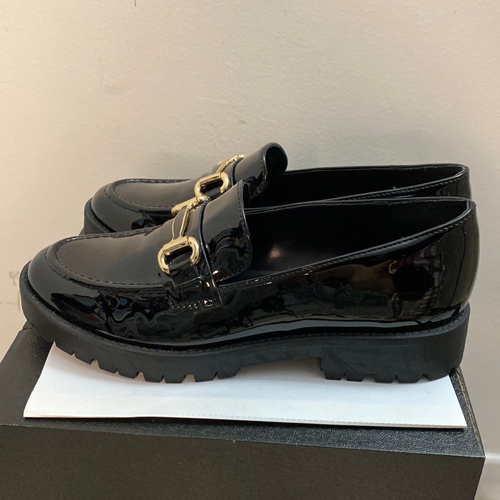 Bandolino | Franny Lug Sole Loafer Faux Patent Leather with Gold  Tone hardware - Picture 4 of 11